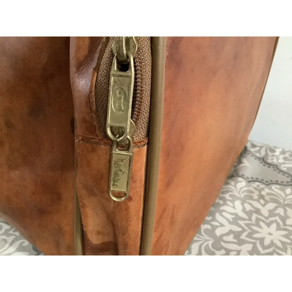 Vintage Hartmann Belting Leather Duffel Bag, weekender/gym, great patina